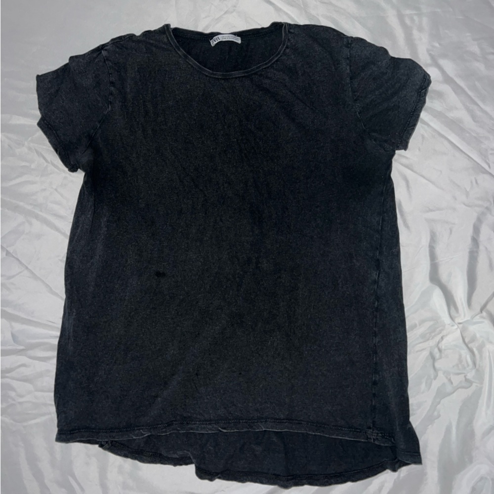 Zara plain tshirt. Charcoal grey. Size medium.